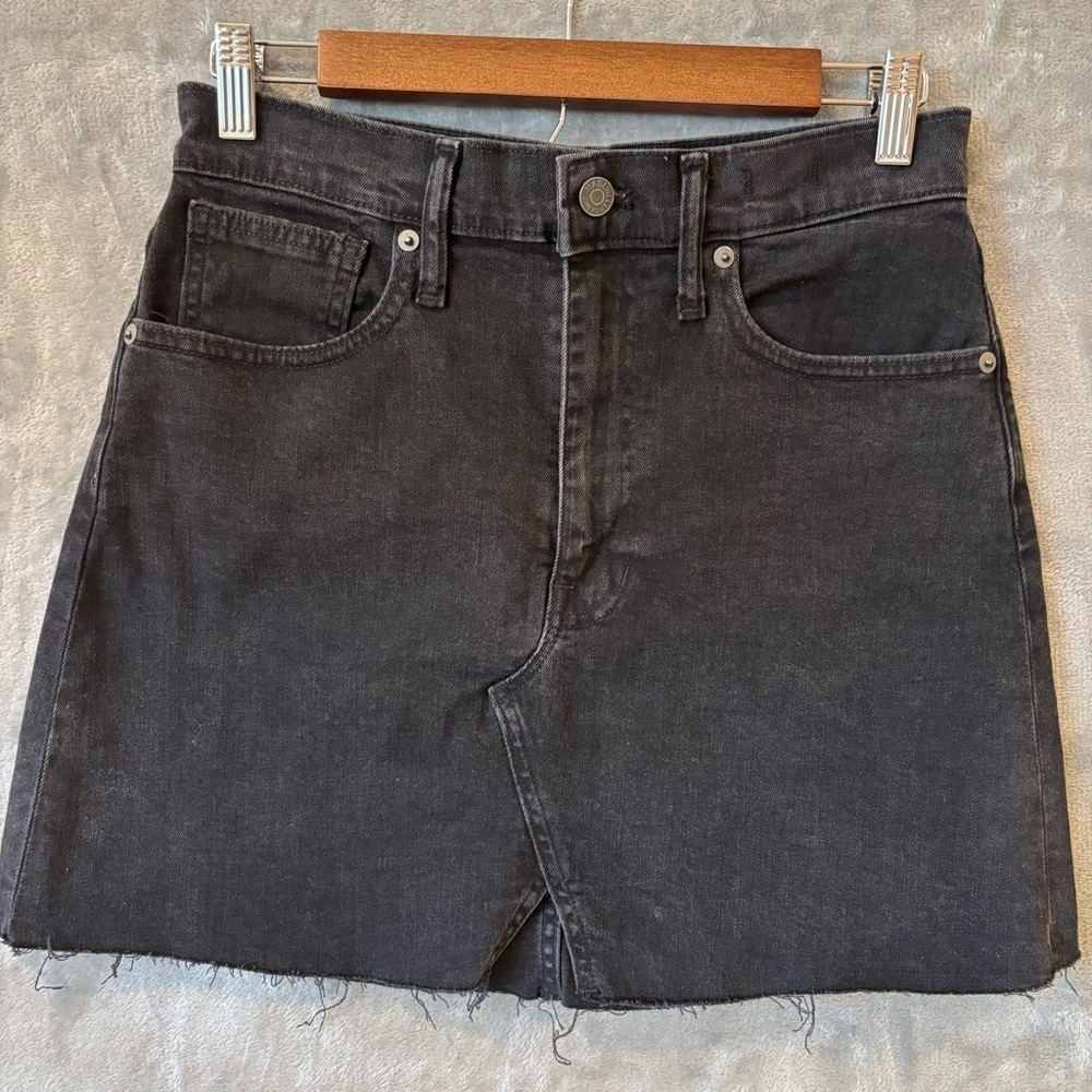 Black Mini Raw Hem Rigid Denim A-Line Sz 27 Front slit Grunge Y2K Festival